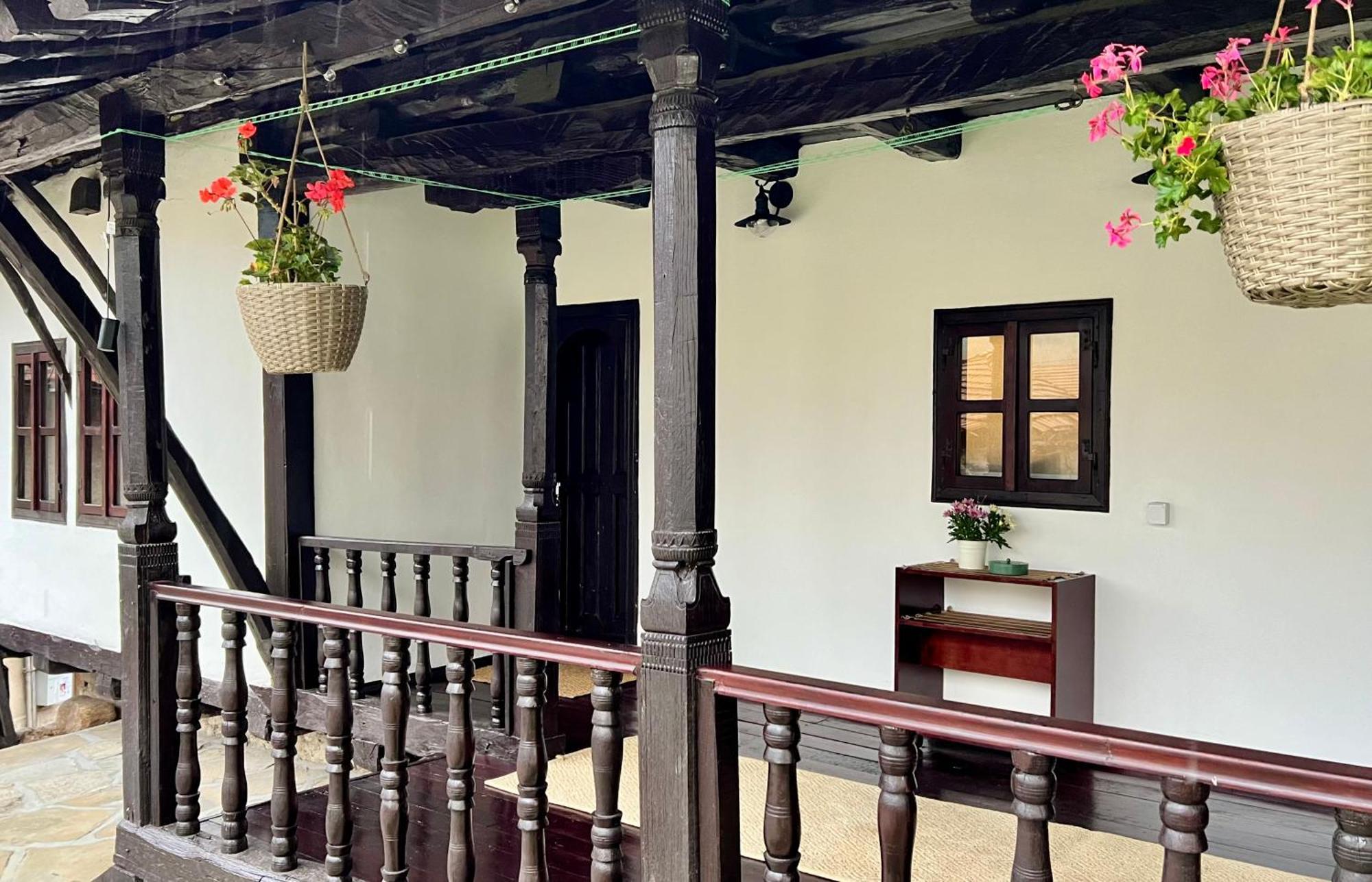 Туйковата Къща Tuikov'S House Teteven Dış mekan fotoğraf