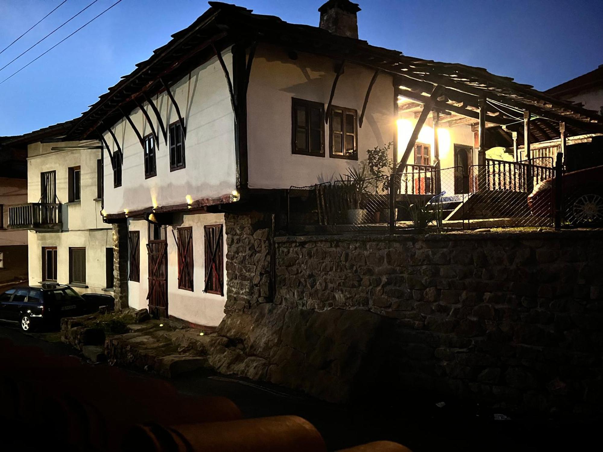 Туйковата Къща Tuikov'S House Teteven Dış mekan fotoğraf
